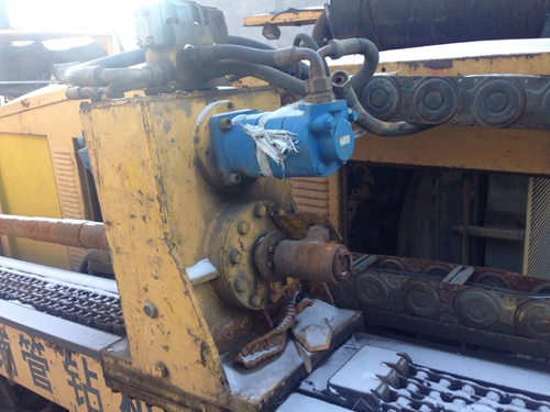 鑽通(tong)25噸 (5)