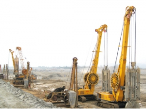 樂山(shān)機群施(shī)工